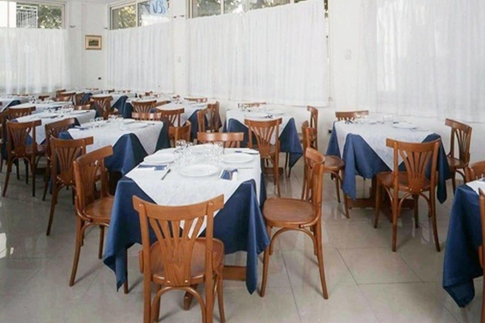 Blue Hotel Cesenatico Exterior foto
