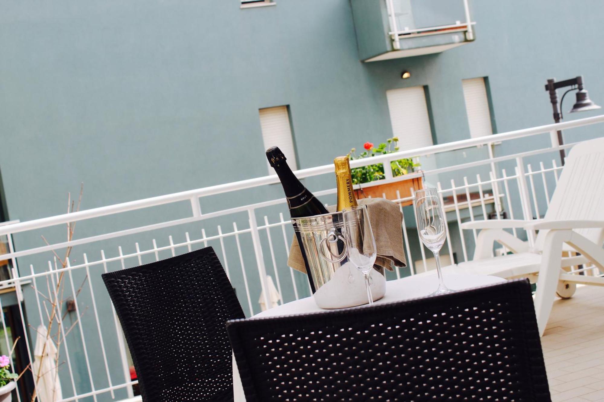 Blue Hotel Cesenatico Exterior foto